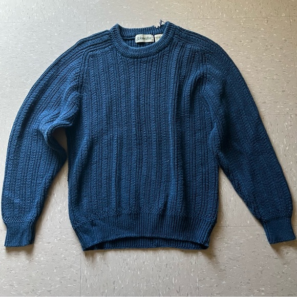 COPY - Vintage Navy Blue Knit Sweater - Picture 1 of 5